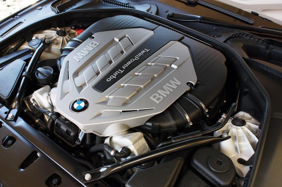  BMW 6-Series Convertible 2012 года  (фото 31 из 52)
